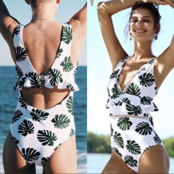 Cupshe Palm Leaf One Piece Plunging V-Neck with Peekaboo Back Size Large - Picture 1 of 8